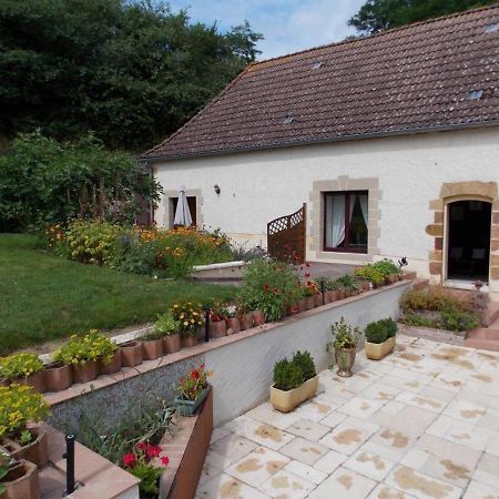 Gite De Charme Rural Avec Terrasse, Jardin Prive, Chevaux A Proximite Et Equipements Modernes - Fr-1-489-213 Neuvy  Exterior photo